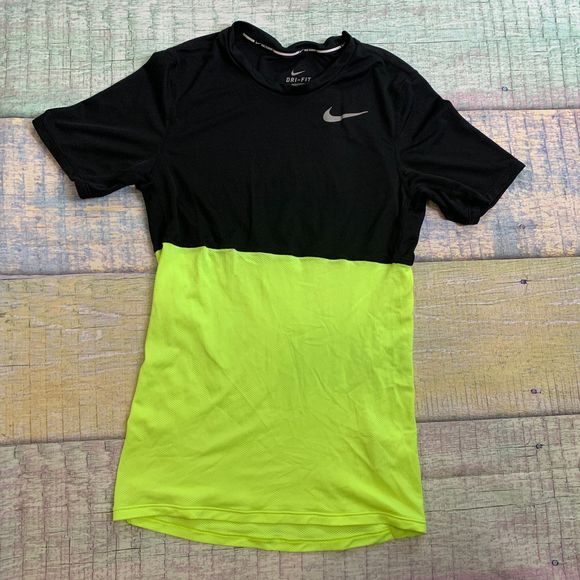 Nike Dri Fit Women's Short Sleeve Running Shirt XS - Picture 1 of 7